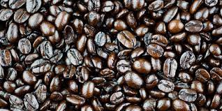 WHAT IS THE DIFFERENCE BETWEEN SPECIALTY COFFEE AND COMMERCIAL COFFEE